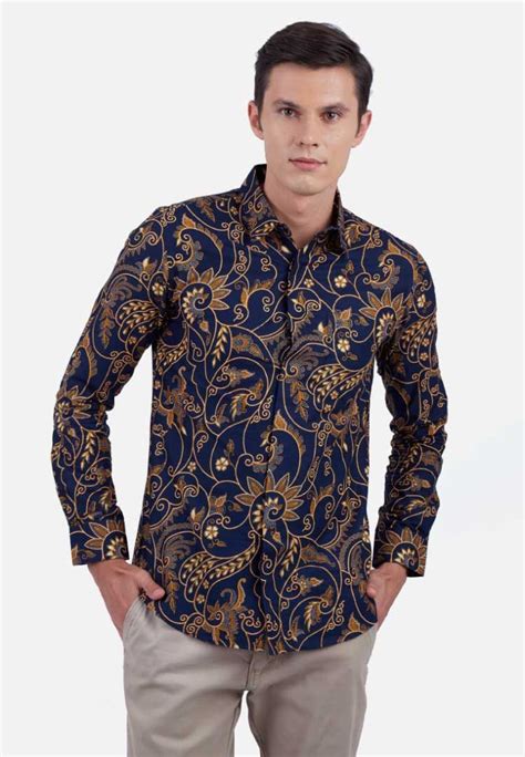 35 Model Desain Baju Batik Pria- Seorang desainer pasti mempunyai skill ...