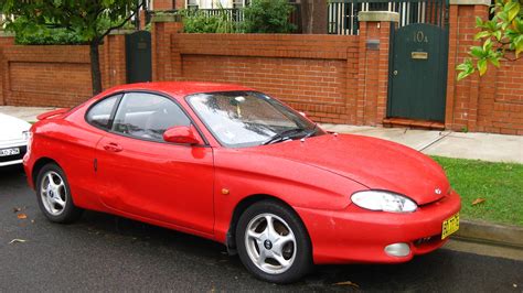 Aussie Old Parked Cars: 1996 Hyundai Coupe