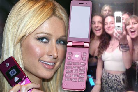 Gen Z obsessed with old-fashioned flip phones from the 2000s: ‘I think ...