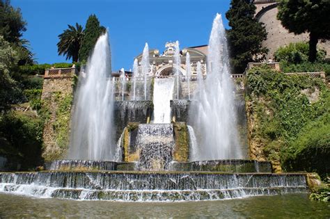 5 of the Most Beautiful Gardens in Italy