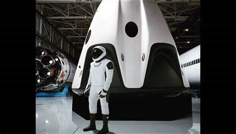 Elon Musk unveils first look of SpaceX's new spacesuit design! - See pic | Space News | Zee News