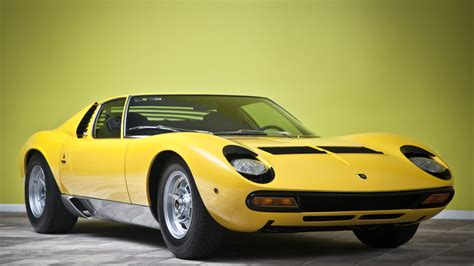 The Complete History Of The Lamborghini Miura - Garage Dreams