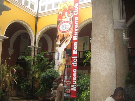 Bild "Havana Club Museum" zu Havanna Club Rummuseum in Havanna