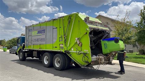 Metro Waste Systems: Peterbilt 320 Dempster Route King II Rear Loader ...