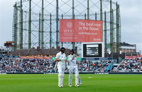 England vs South Africa LIVE: Cricket rating and third Test updates as hosts maintain slender lead