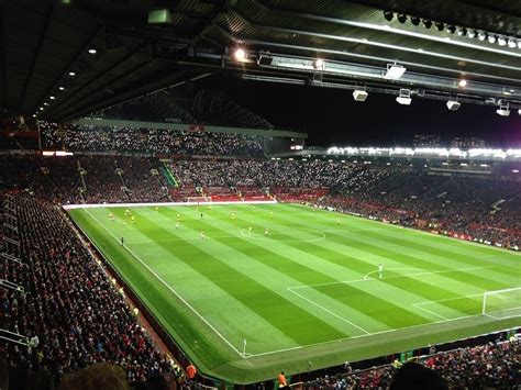 Old Trafford Capacity : Manchester United Open To Old Trafford Expansion In The Future : For ...