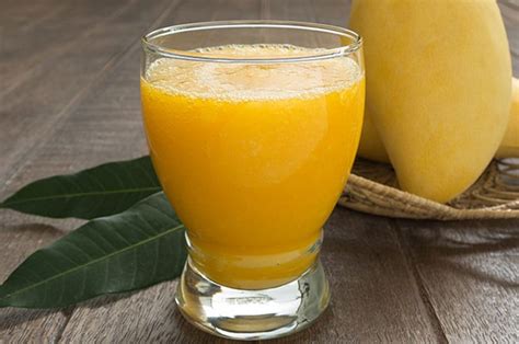 Easy and Tasty Mango Peach Smoothie Recipe | Bachelor Recipe