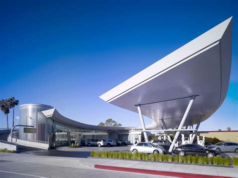 United Oil Gasoline Station / Kanner Architect | ArchDaily