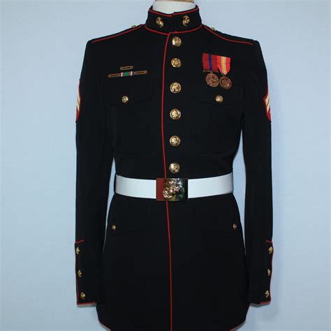 GORGEOUS USMC MARINE CORPS DRESS UNIFORM COAT JACKET with BELT & MEDALS ...