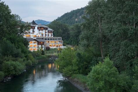 Lodging: Posthotel Leavenworth - 1889 Magazine