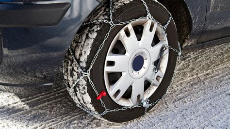 Best Tire Chains For Snow of 2023 | The Drive