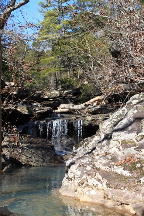 Waterfall Area Near Falling Water Falls (Ozark Forest) | Arklahoma Hiker