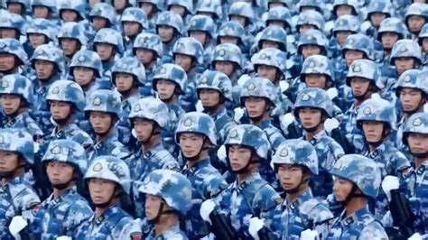 Chinese Military Being Robots for Eight Minutes : r/oddlysatisfying