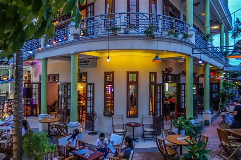 Hoi An Now | Belleville Restaurant & Lounge: French and Vietnamese Cuisine, Open Mic