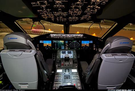 Photos: Boeing 787-8 Dreamliner Aircraft Pictures | Boeing 787, Boeing ...