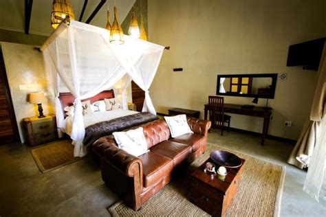 Otjiwa Lodge | The Namibia Safari | Accommodation, 4x4 Car Hire, Tours ...