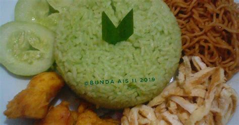 Resep Nasi gurih hijau pandan oleh Bunda Ais - Cookpad