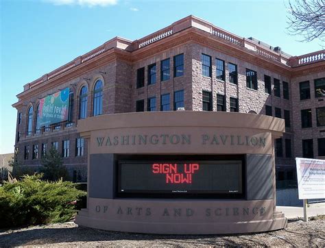 Sanford Health to sponsor floor of Washington Pavilion