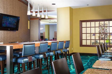 SpringHill Suites Norfolk-Virginia Beach – Photo tour of Norfolk, VA hotel