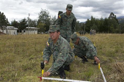 DVIDS - Images - Humanitarian demining [Image 9 of 27]