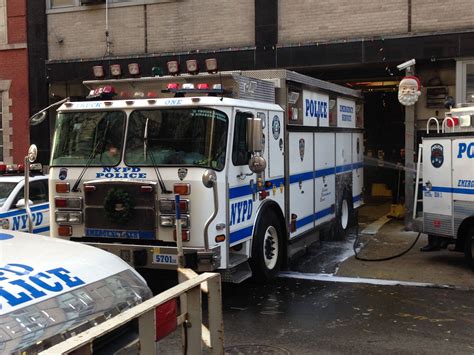 NYPD ESU Truck 1 | Police truck, Nypd, Police cars