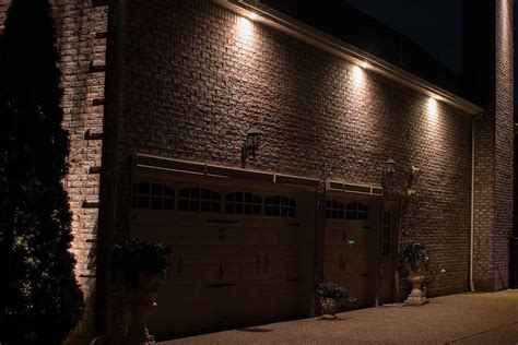 Why Up Lighting Is a Better Alternative to Recessed Soffit Lighting