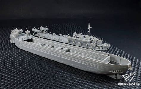 【AFVCLUB SE73516】1/350 LST战车登陆艇二战版（初期型）官方素组图更新_静态模型爱好者--致力于打造最全的模型评测网站