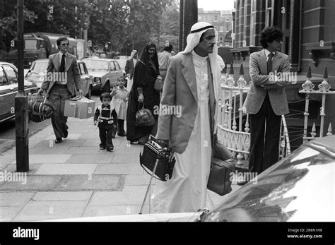 Family car 1970s hi-res stock photography and images - Alamy