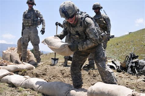 Soldiers build outpost from ground up high above Afghan valley | Article | The United States Army