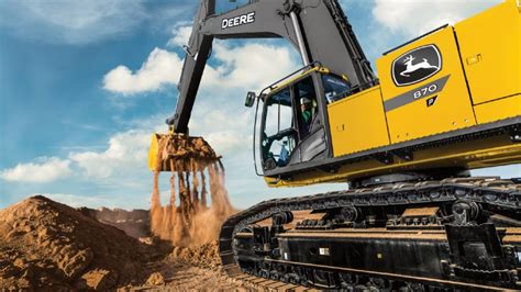 John Deere expands large excavator performance tiering options