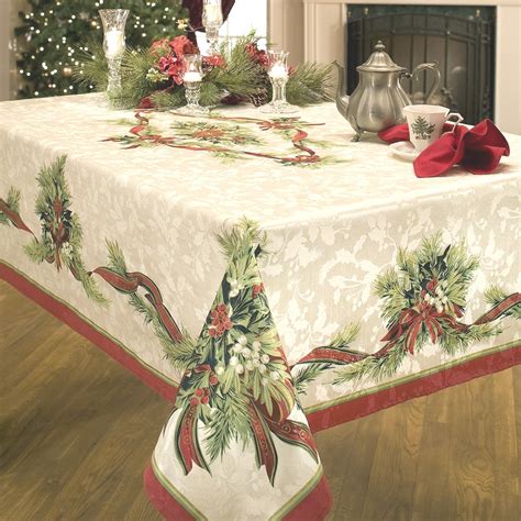 7 Facts That Nobody Told You About Oval Christmas Tablecloths | Table Covers Depot