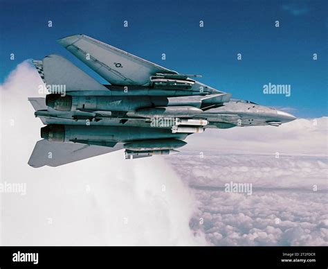 F-14 Tomcat shows its weapons during Operation Southern Watch Stock ...