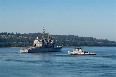 DVIDS - Images - U.S. Navy Ships Depart Naval Station Everett for ...