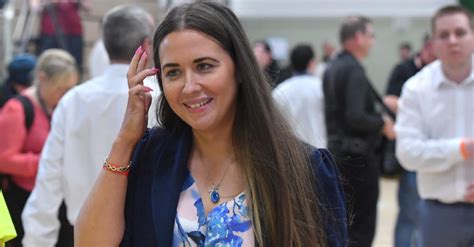 Alliance Party's Sorcha Eastwood beats DUP to take Donaldson's seat