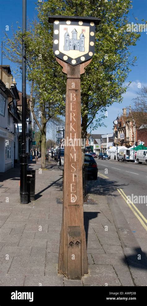 Berkhamsted High Street herts Stock Photo - Alamy