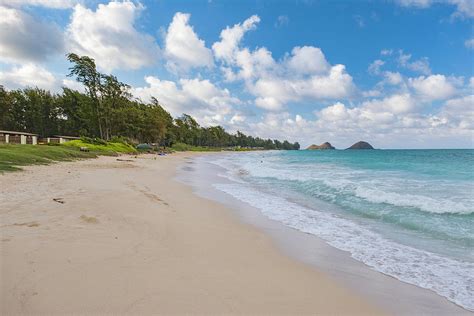 Rest and relaxation cabins on the beach at Bellows Air Force Station ...