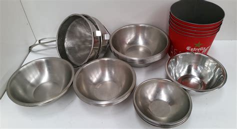 Selection of Stainless Steel Bowls/Strainers - Lot 1116865 | ALLBIDS