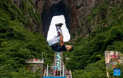 Parkour traceurs to challenge 999-step course in China's Tianmen ...