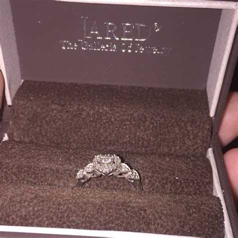 Jared’s | Jewelry | Jareds Diamond Promise Ring | Poshmark