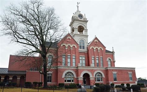 Jones County Courthouse - Warren Associates