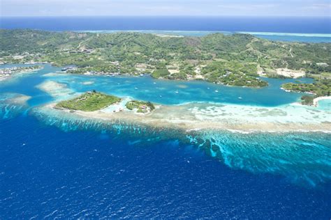 Exploring The Bay Islands Of Honduras - Dive Training Magazine