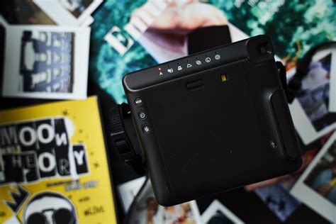 Review: Fujifilm Instax Square SQ6 (Fujifilm Instax Square)