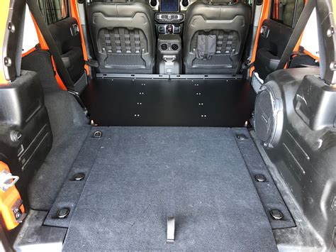 Total 30+ imagen jeep wrangler back seat installation - Abzlocal.mx
