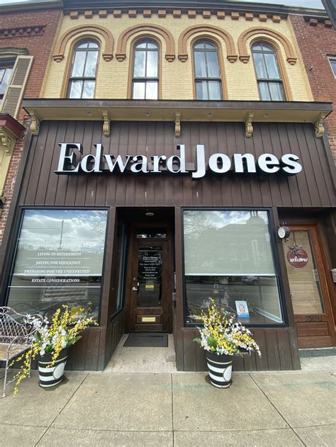 Edward Jones — Marietta Main Street