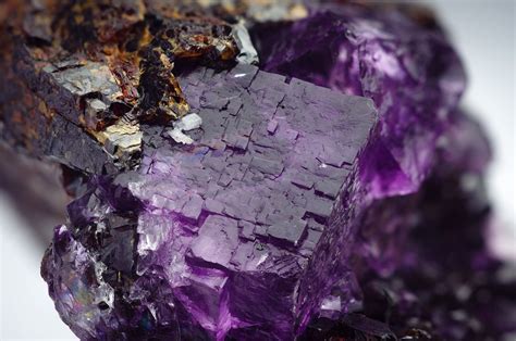 Purple Crystals and Stones: With Names, Properties and Descriptions ...