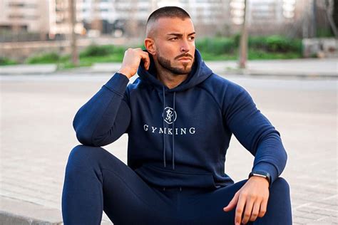 Gym Clothing Brands: 30 New & Popular Fitness Apparel Brands 2024