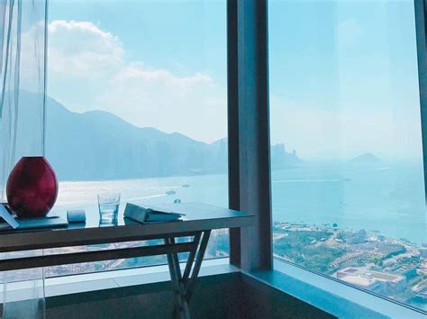 A Perfect Harbour View Hotel in Hong Kong — The Most Perfect View