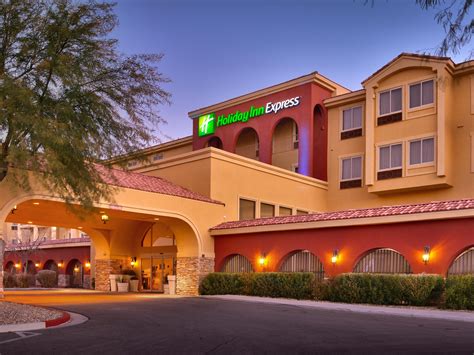 Holiday Inn Express & Suites Mesquite Hotel by IHG