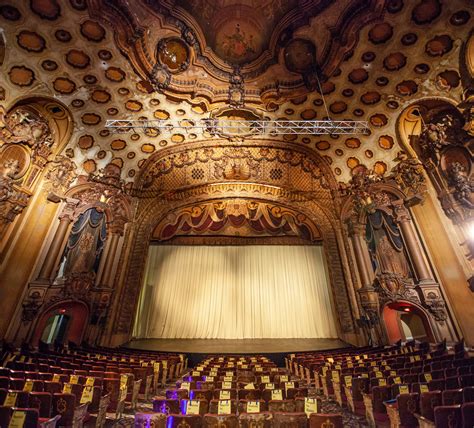 Los Angeles Theatre - Historic Theatre Photography