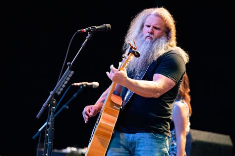 Business as usual: Jamey Johnson brings concerts back to MLA – The ...